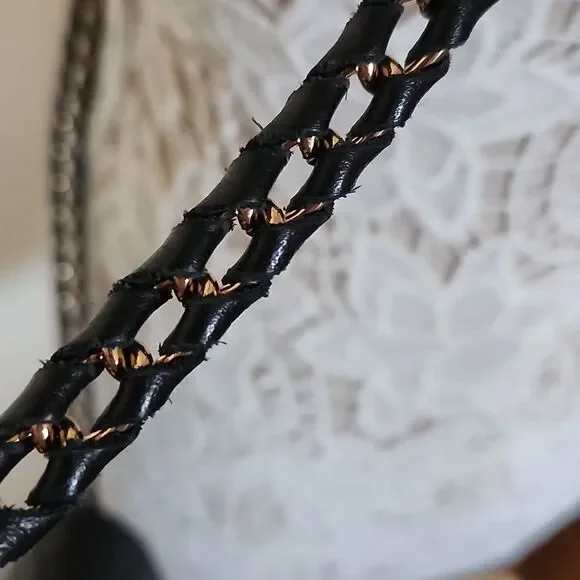 Aimee Kestenberg Leather Quiet Luxury Chic Classic Bag - Picture 4 of 12